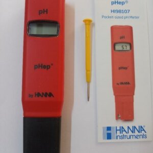 Hanna Family pH Meter HI98107 for pH Testing with Box.jpg